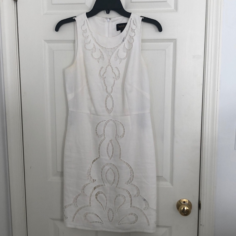 Laundry by Shelly Seigel linen shift dress.